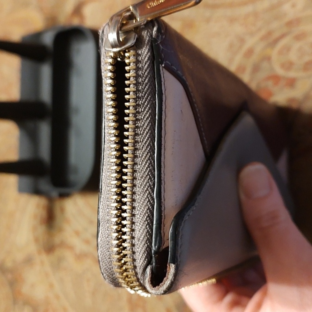 Chloe Multicolor leather long wallet $313 retail. GUC. - Picture 12 of 15